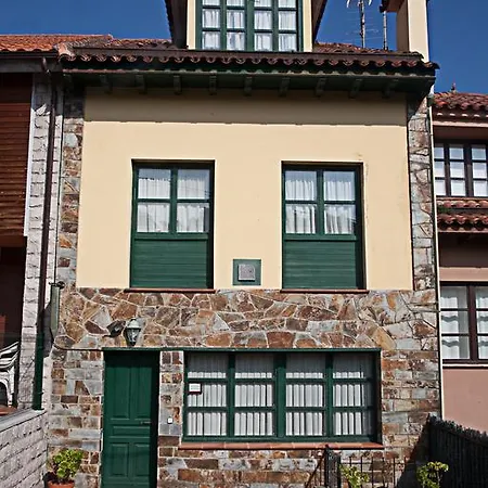 Las Chimeneas Celorio (Llanes)